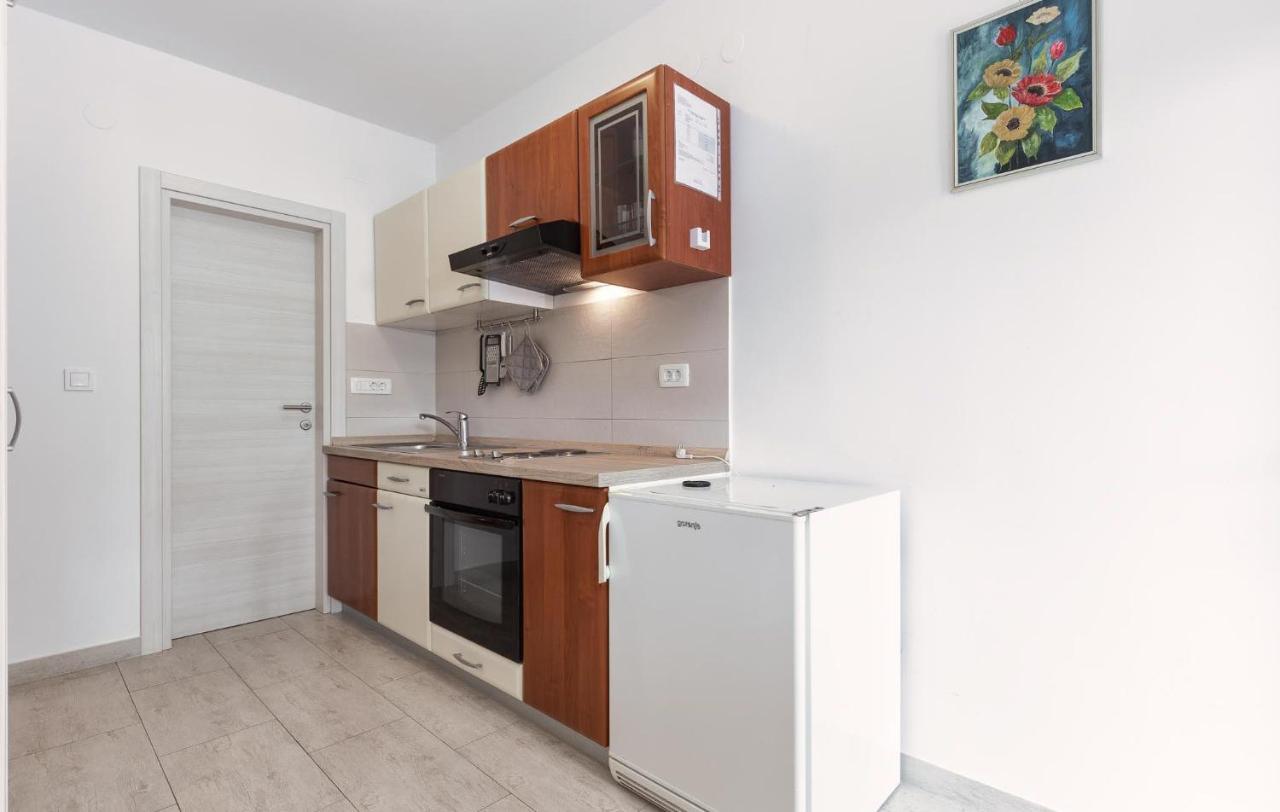 Mirko Apartment Пореч Екстериор снимка