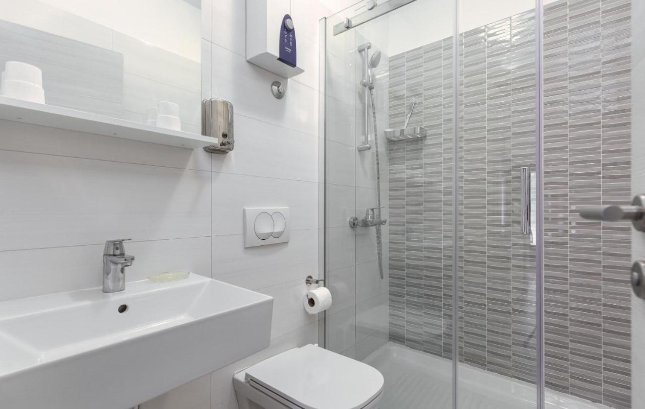 Mirko Apartment Пореч Екстериор снимка