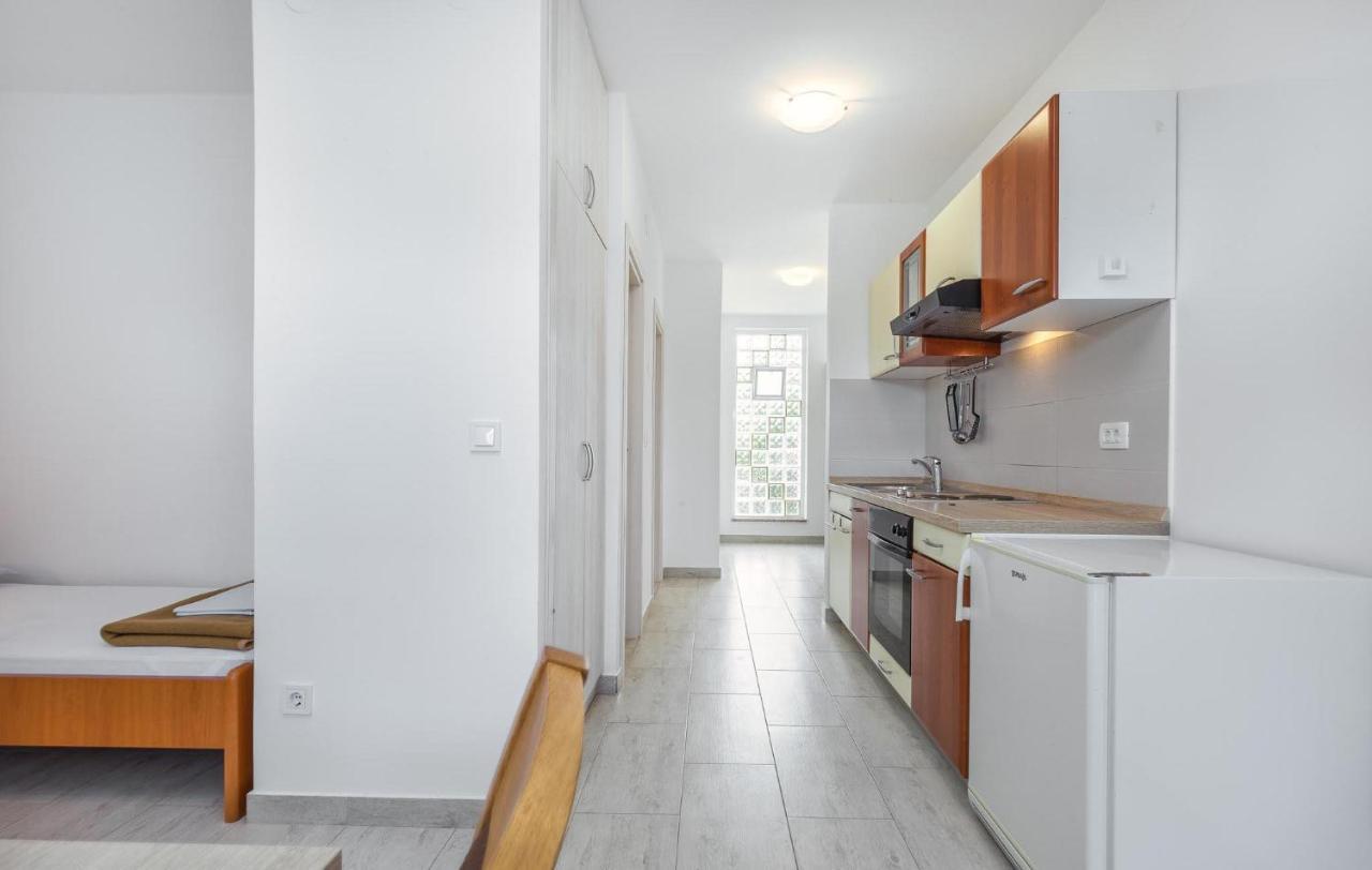 Mirko Apartment Пореч Екстериор снимка